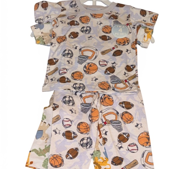 Kids Sports-Themed Pajama Set - Picture 5 of 8
